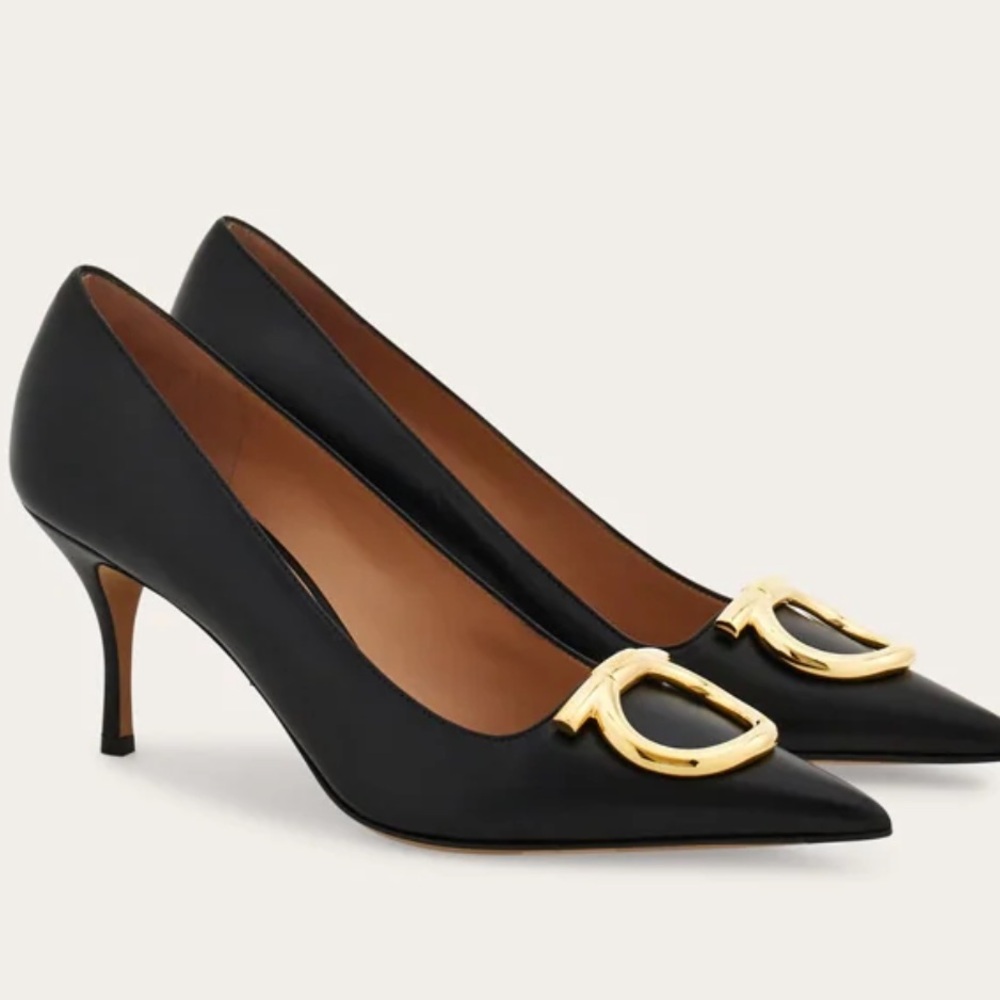 Salvatore Ferragamo Black Leather Lara 70 Pointed Pump